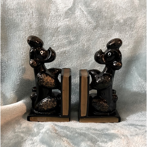 Vintage Japan Poodle Bookends, needs new felt on bottom - Picture 1 of 4